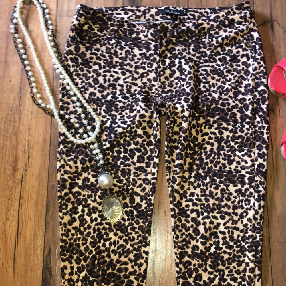 DNA Cuture Jeggins cheetah leopard print